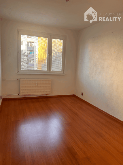 Slnečný 3-izbový byt na predaj - REZERVOVANÉ !!!!!!!!!!!!!